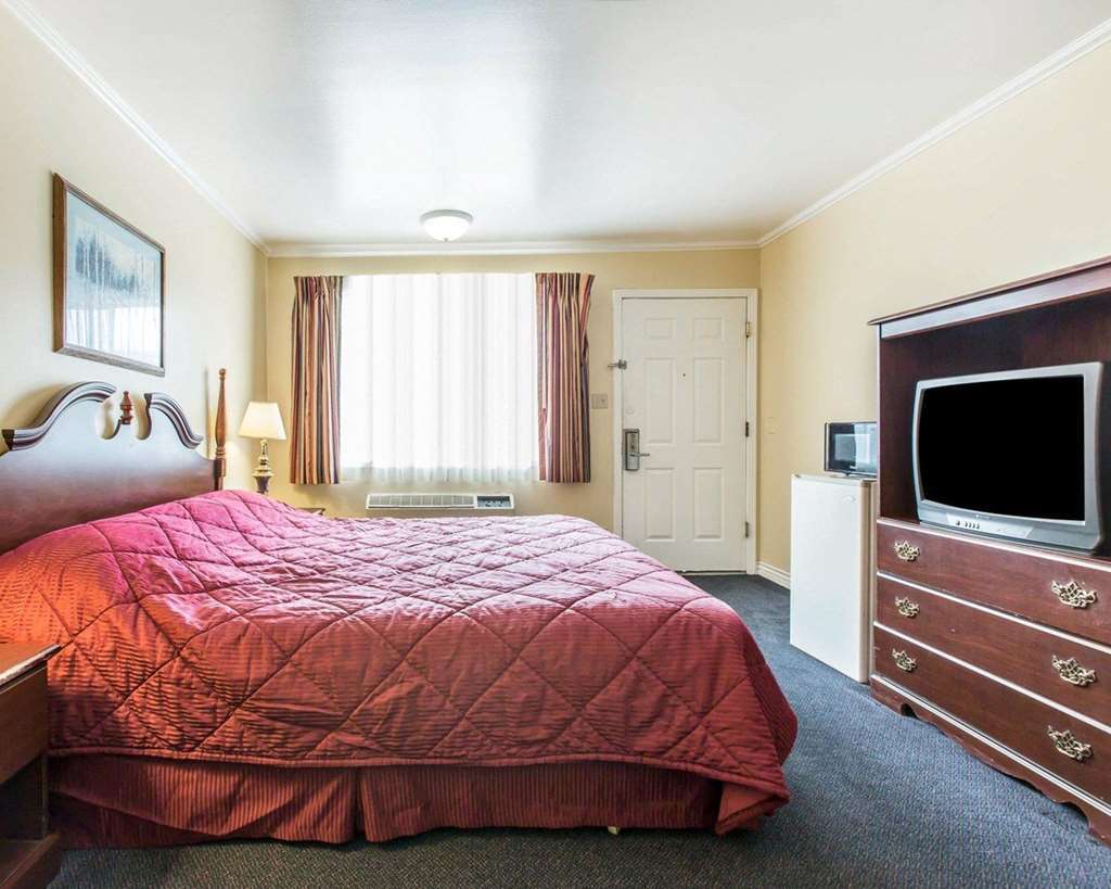 Hotel Abode Redding Habitación foto